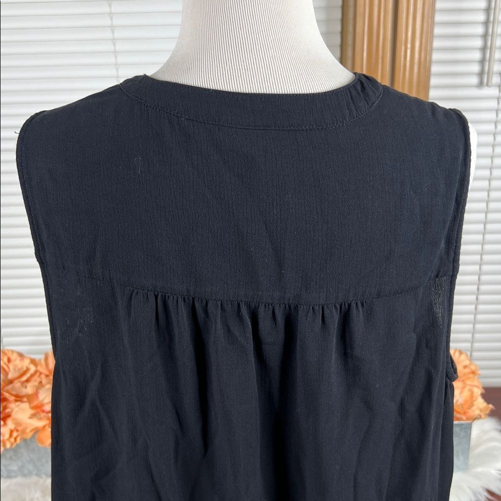 Torrid Harper Georgette Sleeveless Blouse Black Size 2 EUC - Picture 5 of 7